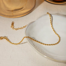 Load image into Gallery viewer, Stainless Steel Twist Chain Ankle Bracelet