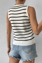 Load image into Gallery viewer, Striped Round Neck Knit Vest