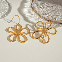 Load image into Gallery viewer, 18K Gold-Plated Flower Earrings