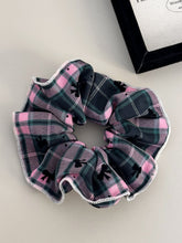 Load image into Gallery viewer, 3-Piece Plaid Contrast Elastic Hair Scrunchy