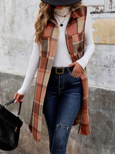 Load image into Gallery viewer, Perfee Pocketed Button Up Plaid Vest