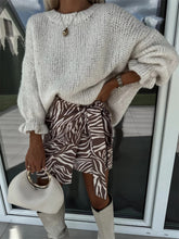 Load image into Gallery viewer, Round Neck Long Sleeve Sweater