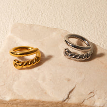 Load image into Gallery viewer, Stainless Steel Knot Bypass Ring