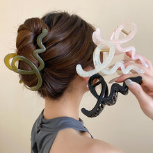 Load image into Gallery viewer, Acrylic Hair Claw Clip