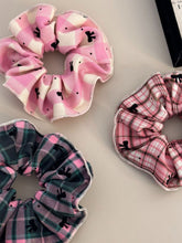 Load image into Gallery viewer, 3-Piece Plaid Contrast Elastic Hair Scrunchy