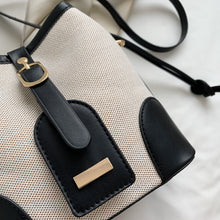 Load image into Gallery viewer, Straw Braided Adjustable Strap Crossbody Bag