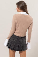Load image into Gallery viewer, HYFVE Collared Contrast Button Down Crop Knit Cardigan