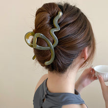 Load image into Gallery viewer, Acrylic Hair Claw Clip