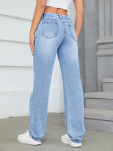 Load image into Gallery viewer, Distressed Jeans with Pockets