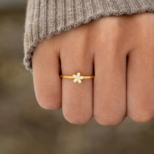 Load image into Gallery viewer, 925 Sterling Silver Enamel Flower Ring