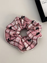 Load image into Gallery viewer, 3-Piece Plaid Contrast Elastic Hair Scrunchy