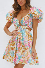 Load image into Gallery viewer, Backless Floral Short Sleeve Mini Dress