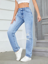 Load image into Gallery viewer, Distressed Jeans with Pockets
