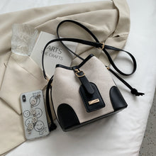 Load image into Gallery viewer, Straw Braided Adjustable Strap Crossbody Bag