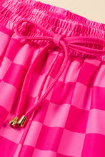 Load image into Gallery viewer, Drawstring Checkered Shorts with Pockets