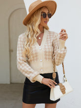 Load image into Gallery viewer, Houndstooth Button Up Long Sleeve Cardigan