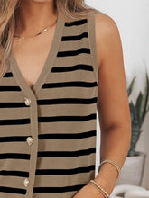 Load image into Gallery viewer, Striped V-Neck Knit Vest