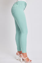 Load image into Gallery viewer, YMI Jeanswear Hyperstretch Mid-Rise Skinny Jeans