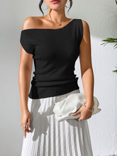 Load image into Gallery viewer, Single Shoulder Short Sleeve Knit Top