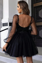 Load image into Gallery viewer, Sweetheart Neck Balloon Sleeve Mini Dress