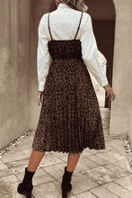 Load image into Gallery viewer, Leopard Print Spaghetti Straps Straight Neck Midi Dress