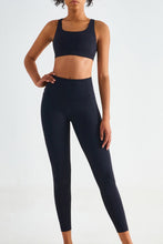 Load image into Gallery viewer, Wide Waistband Sports Leggings with Pockets