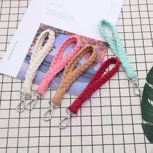 Load image into Gallery viewer, Assorted 4-Piece Macrame Keychain