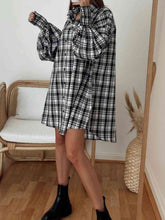 Load image into Gallery viewer, Plaid Lantern Sleeve Shirt