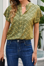 Load image into Gallery viewer, Printed Notched Short Sleeve Blouse
