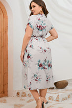 Load image into Gallery viewer, Plus Size Floral Johnny Collar Short Sleeve Dress