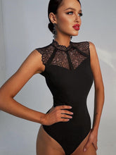 Load image into Gallery viewer, Scalloped Lace Yoke Sleeveless Bodysuit