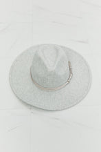 Load image into Gallery viewer, Fame Festival Babe Fedora Hat