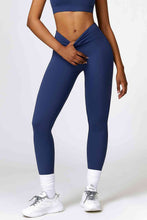 Load image into Gallery viewer, Breathable Wide Waistband Active Leggings