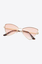 Load image into Gallery viewer, Metal Frame Cat-Eye Sunglasses