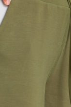 Load image into Gallery viewer, Drawstring Elastic Waist Sports Shorts with Pockets