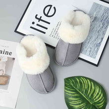 Load image into Gallery viewer, Faux Suede Center Seam Slippers