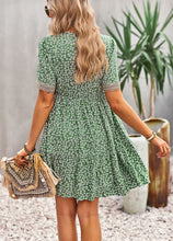 Load image into Gallery viewer, Floral Buttoned Puff Sleeve Dress