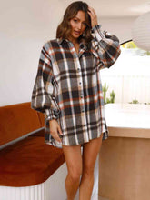 Load image into Gallery viewer, Plaid Lantern Sleeve Shirt