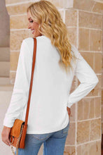 Load image into Gallery viewer, SPOOKY SEASON Graphic Round Neck Sweatshirt