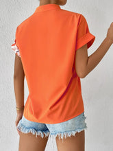 Load image into Gallery viewer, Contrast Color Buttoned Shirt