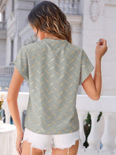 Load image into Gallery viewer, Printed Notched Short Sleeve Blouse
