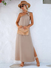Load image into Gallery viewer, One-Shoulder Slit Maxi Dress