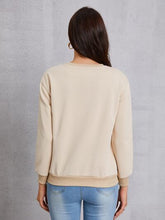 Load image into Gallery viewer, Butterfly Graphic Dropped Shoulder Sweatshirt