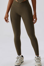Load image into Gallery viewer, Wide Waistband Slim Fit Back Pocket Sports Leggings