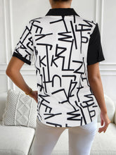 Load image into Gallery viewer, Contrast Short Sleeve Shirt