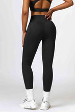 Load image into Gallery viewer, Breathable Wide Waistband Active Leggings