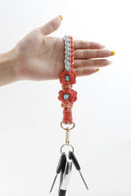 Load image into Gallery viewer, Flower Shape Wristlet Zinc Alloy Closure Macrame Key Chain