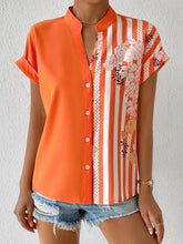 Load image into Gallery viewer, Contrast Color Buttoned Shirt