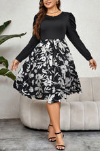 Load image into Gallery viewer, Plus Size Round Neck Puff Sleeve Printed Dress
