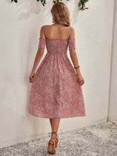 Load image into Gallery viewer, Straight Neckline Elastic Floral Dress